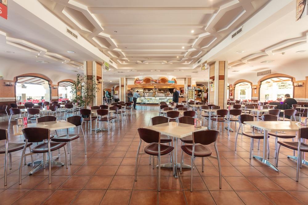 Hotel Abades グアディクス エクステリア 写真