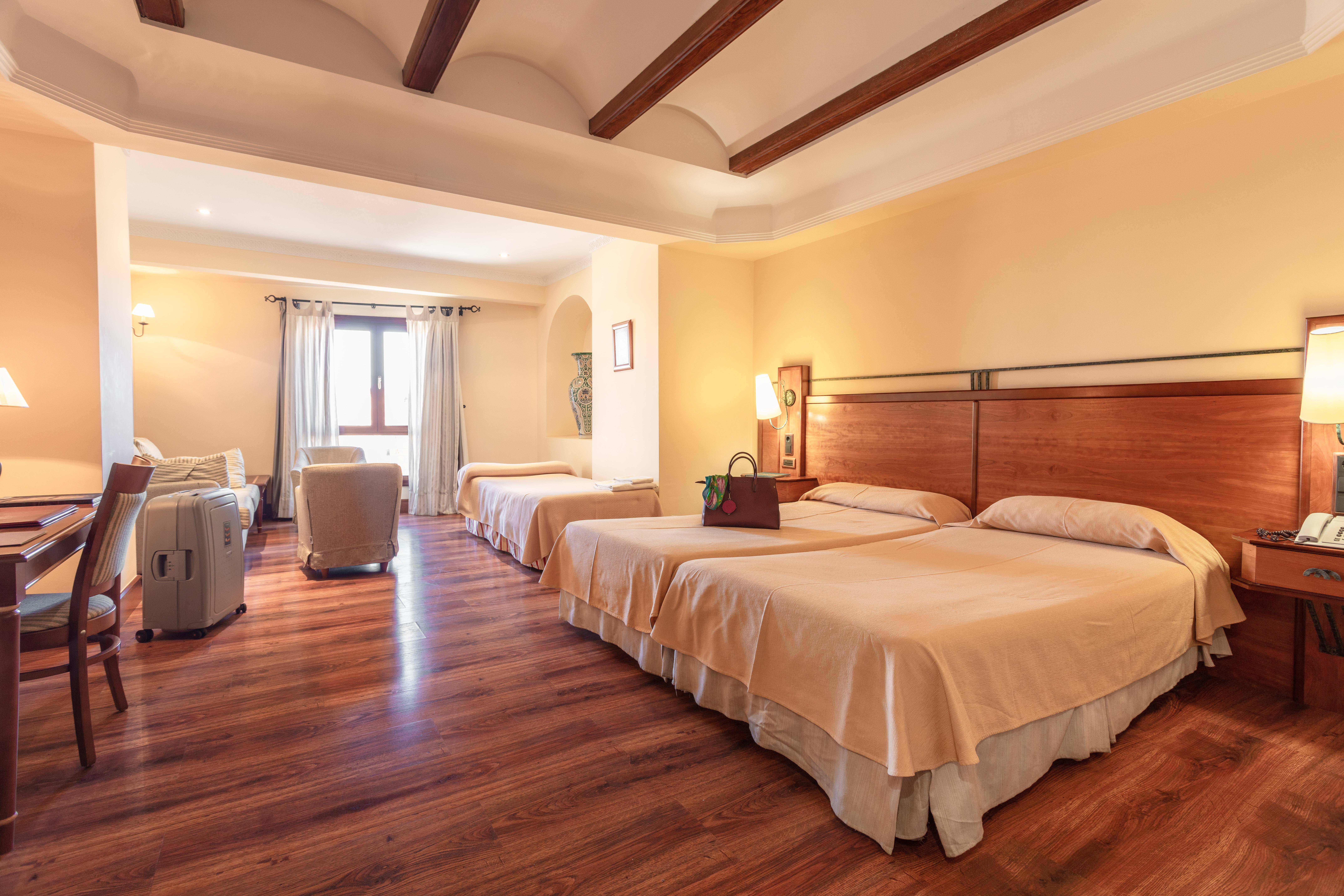 Hotel Abades グアディクス エクステリア 写真